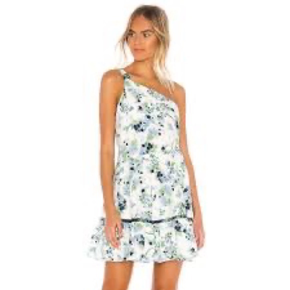 Free People Dresses & Skirts - Free People floral fabulous one shoulder fun dress. So adorable and pretty!